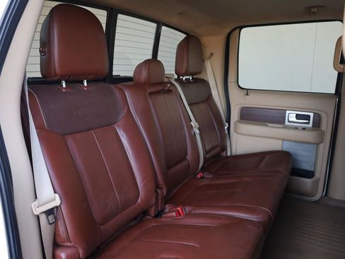 Used 2014 Ford F150 King Ranch w/ King Ranch Luxury Package AWD/4WD image 25