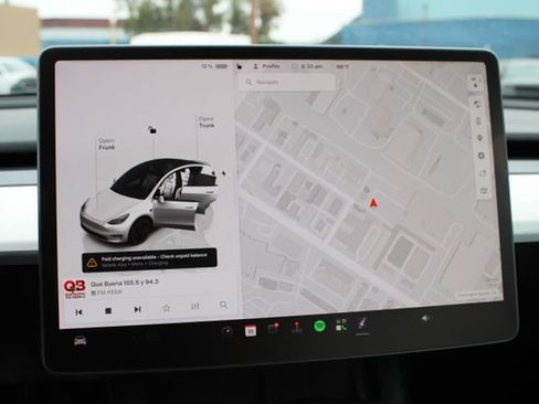 Used 2023 Tesla Model Y Performance AWD/4WD image 21
