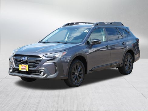 Used 2023 Subaru Outback Onyx Edition AWD/4WD image 3