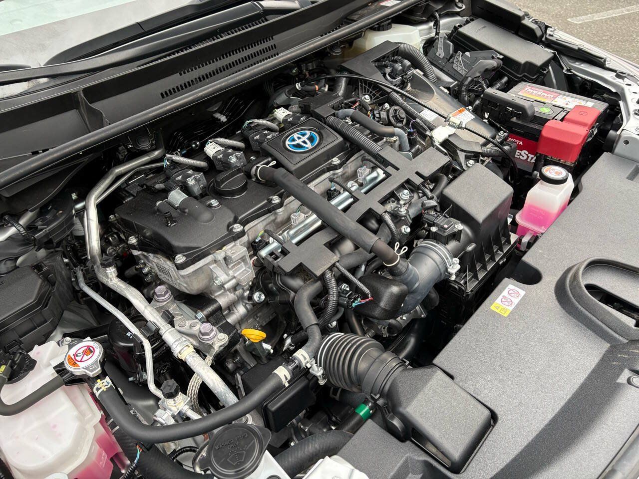 Used 2022 Toyota Corolla LE w/ Premium Interior Package FWD image 24