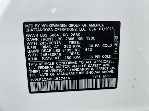 Used 2023 Volkswagen Atlas SE image 32