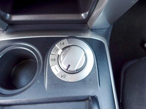 Used 2019 Toyota 4Runner SR5 Premium AWD/4WD image 26