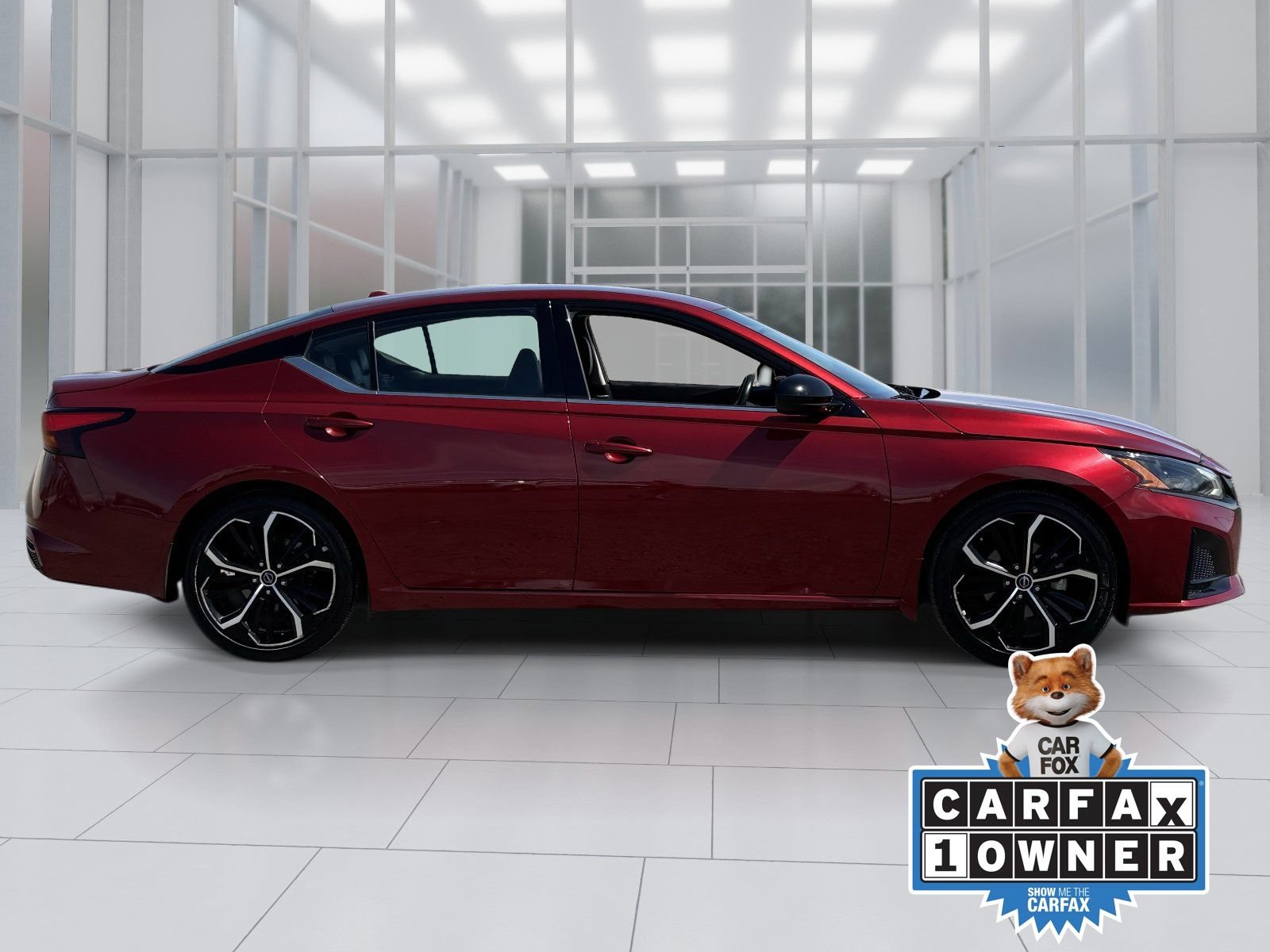 Used 2024 Nissan Altima 2.5 SR FWD image 7