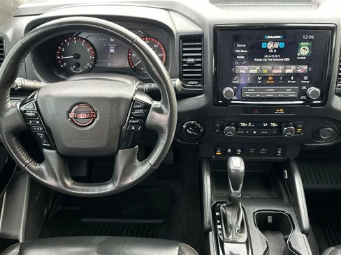 Used 2022 Nissan Frontier PRO-4X w/ Pro-4X Premium Package image 14