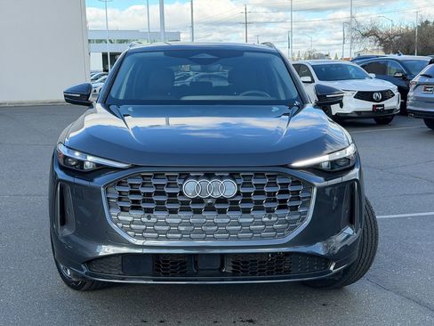 Used 2025 Audi Q5 Premium Plus w/ Premium Plus image 4