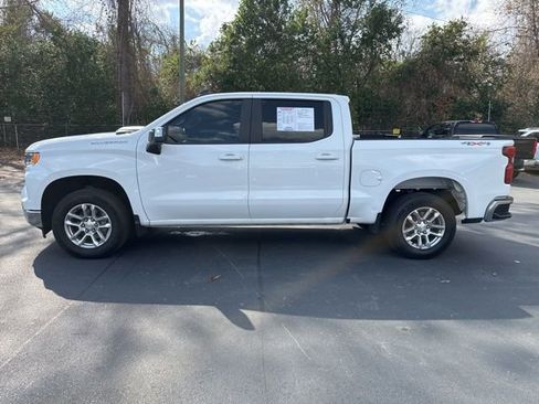 Used 2024 Chevrolet Silverado 1500 LT image 2