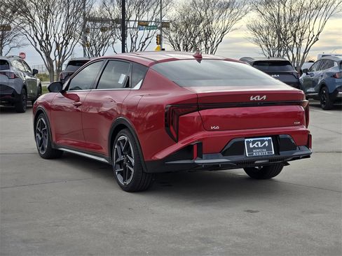 New 2025 Kia K4 GT-Line image 6