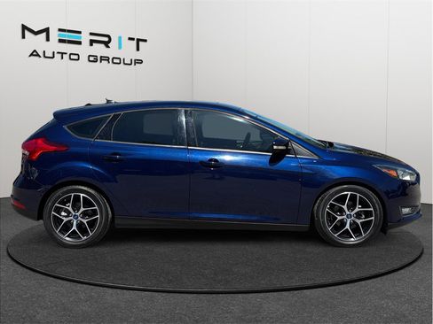 Used 2017 Ford Focus SEL image 10
