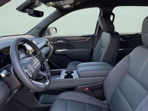 New 2026 GMC Acadia AT4 image 14