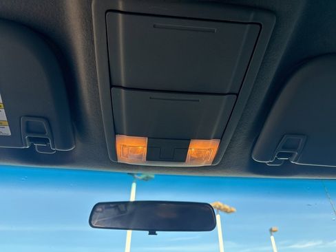 Used 2012 Ford F250 XLT w/ Camper Pkg image 37