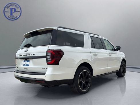 Used 2023 Ford Expedition Max Limited AWD/4WD image 7