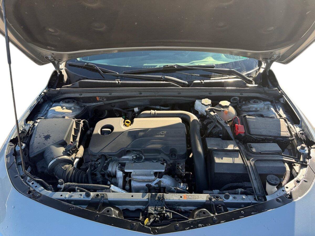 Used 2024 Chevrolet Malibu LT FWD image 19