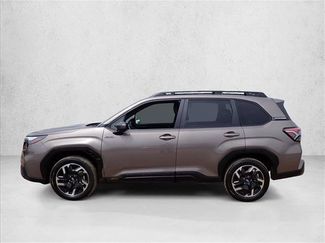 Used 2025 Subaru Forester Premium AWD/4WD video 2