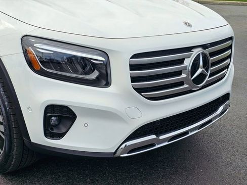 New 2026 Mercedes-Benz GLB 250 4MATIC image 3