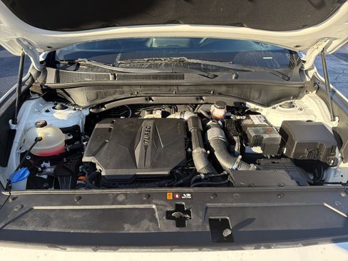 Used 2023 Hyundai Santa Fe Limited image 10