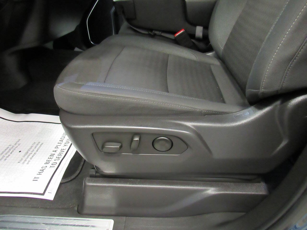 Used 2025 Chevrolet Silverado 2500 LT w/ Convenience Package AWD/4WD image 34