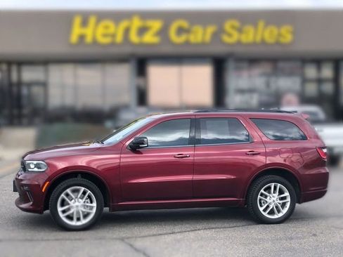 Used 2023 Dodge Durango GT image 1