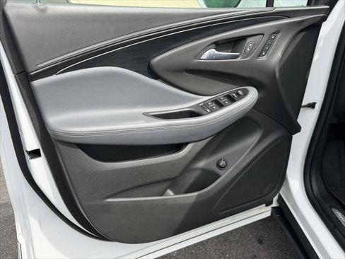 Used 2020 Buick Envision Essence w/ Experience Buick Package AWD/4WD image 18