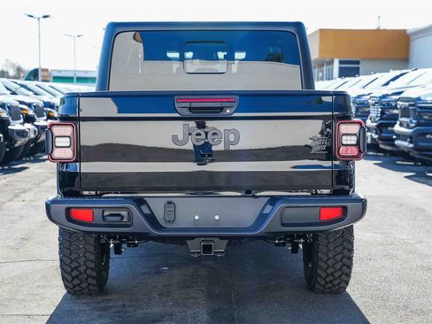 New 2026 Jeep Gladiator Sport image 5