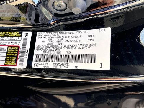 Used 2026 Toyota Tundra Platinum image 33