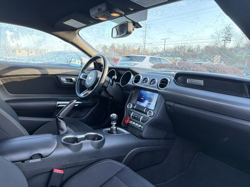 Used 2019 Ford Mustang EcoBoost w/ Ecoboost Performance Package image 14