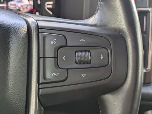 Used 2023 GMC Yukon Denali Ultimate image 33