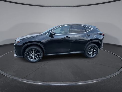 Used 2023 Lexus NX 250 FWD w/ Towing Package (2000 Lbs) image 4
