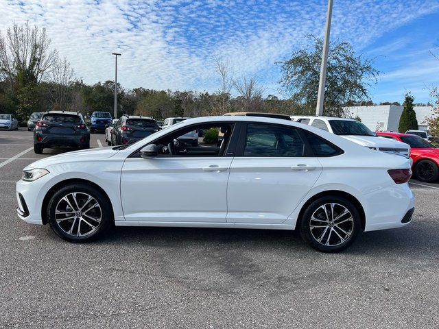 Certified 2026 Volkswagen Jetta Sport FWD image 5