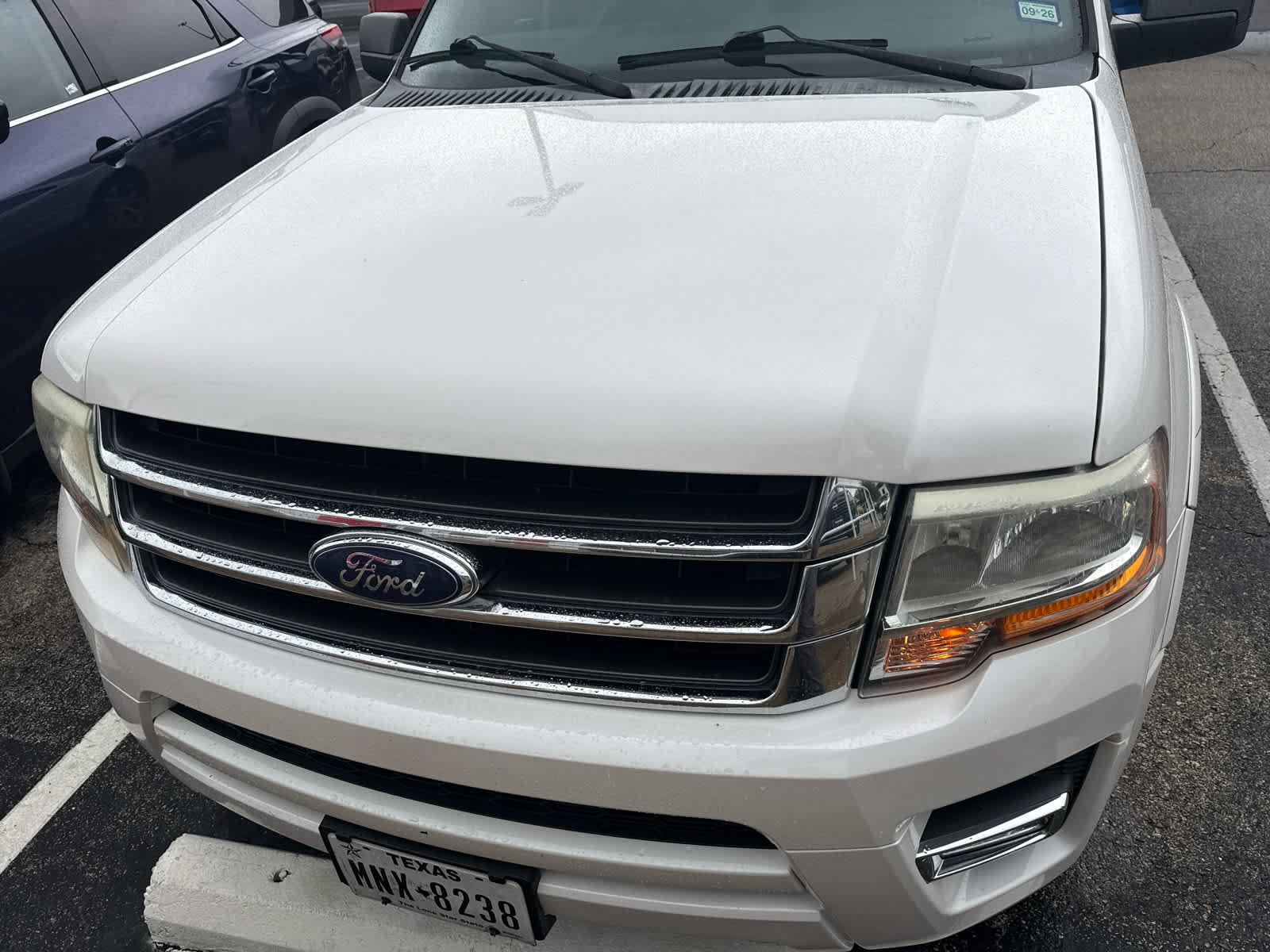 Used 2015 Ford Expedition EL XLT w/ Equipment Group 201A RWD image 2