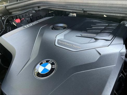 Used 2023 BMW X4 xDrive30i w/ M Sport Package AWD/4WD image 29