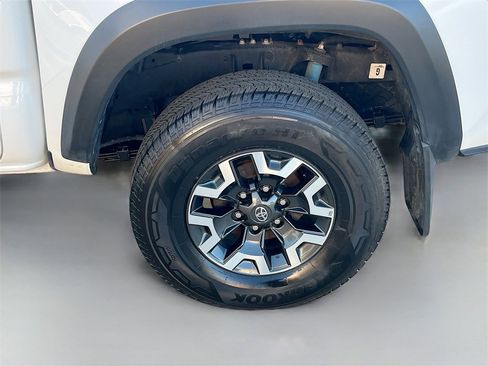 Used 2023 Toyota Tacoma TRD Off-Road image 27