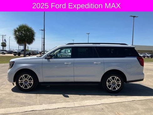 Used 2025 Ford Expedition Max Active image 4