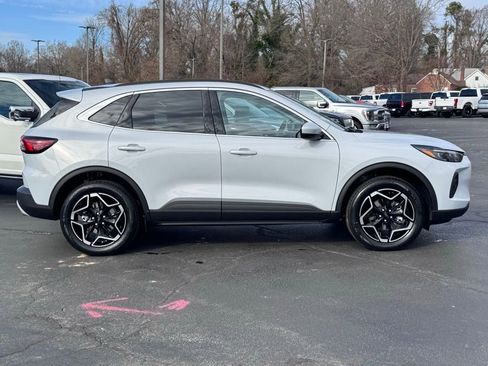 New 2026 Ford Escape Platinum w/ Equipment Group 601A image 4