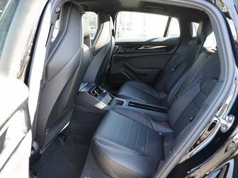 New 2025 Porsche Panamera 4 image 28