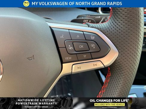 New 2026 Volkswagen GTI SE FWD image 10