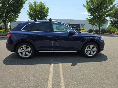 Used 2019 Audi Q5 2.0T Premium Plus w/ Premium Plus Package AWD/4WD image 4