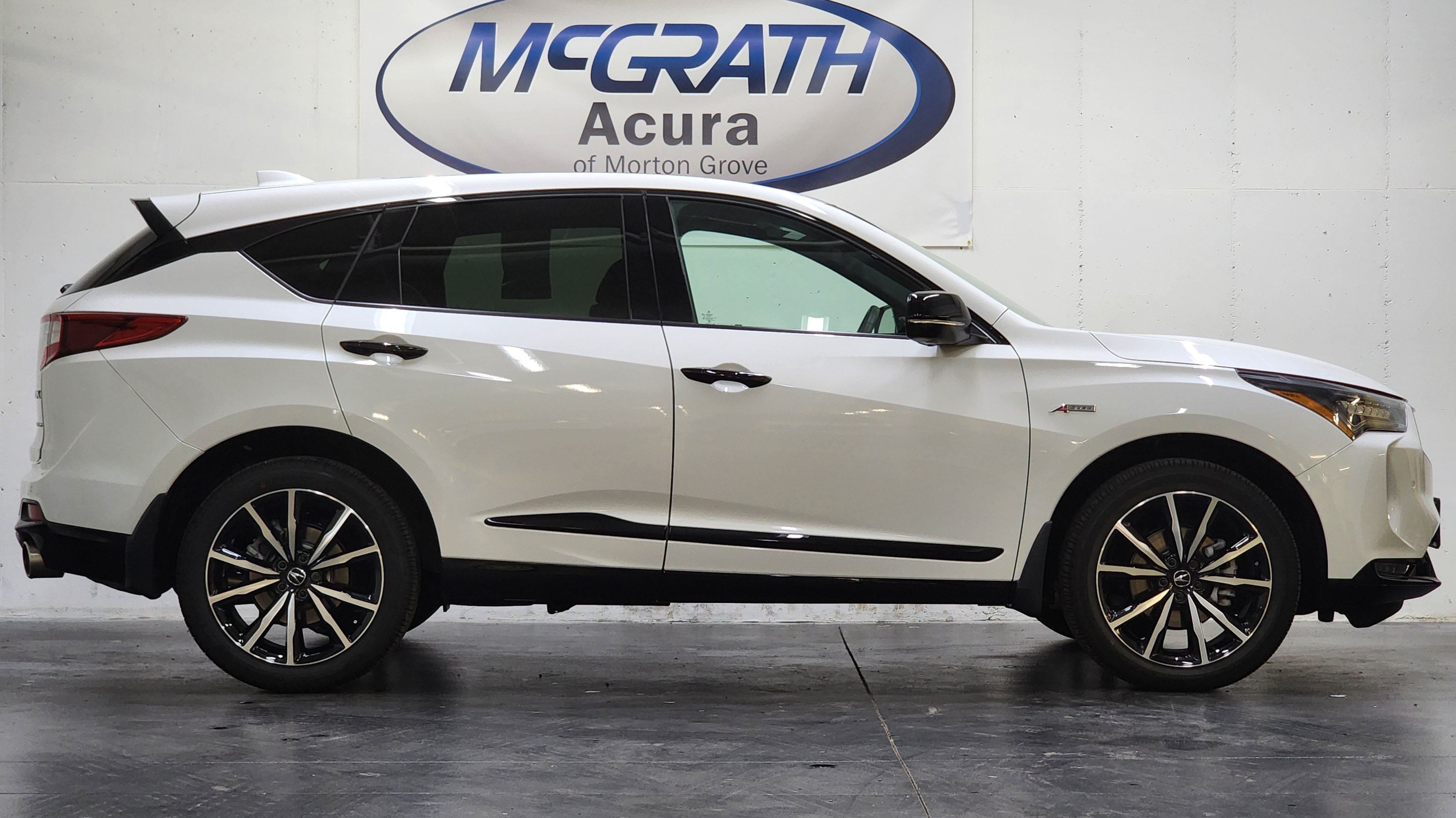 Certified 2026 Acura RDX w/ Advance Package AWD/4WD image 5