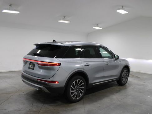 Used 2023 Lincoln Corsair Reserve w/ Equipment Group 201A AWD/4WD image 9