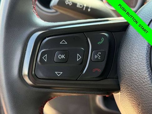 Used 2024 Jeep Wrangler Unlimited Rubicon AWD/4WD image 11