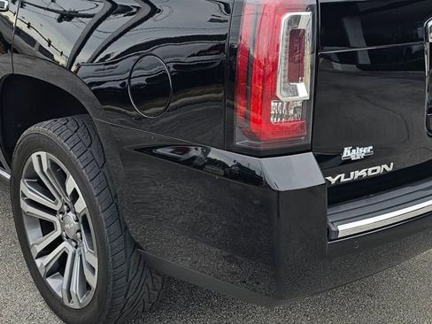 Used 2018 GMC Yukon Denali w/ Denali Ultimate Package image 14