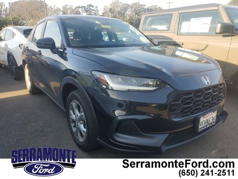 Used 2023 Honda HR-V LX image 1