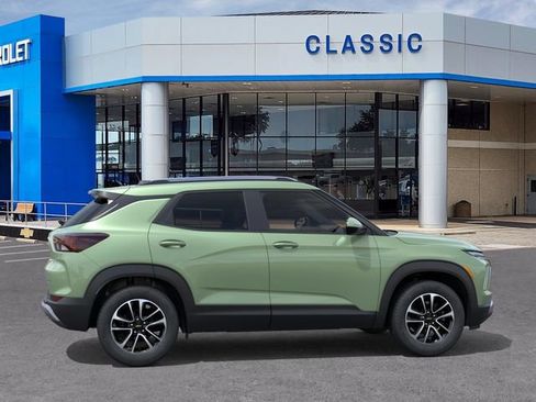 New 2026 Chevrolet TrailBlazer LT w/ Driver Confidence Package FWD image 5