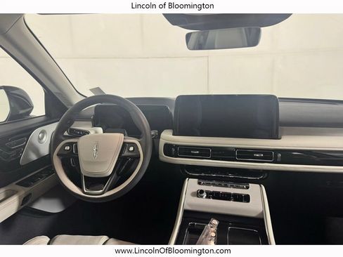 New 2026 Lincoln Aviator Reserve AWD/4WD image 24