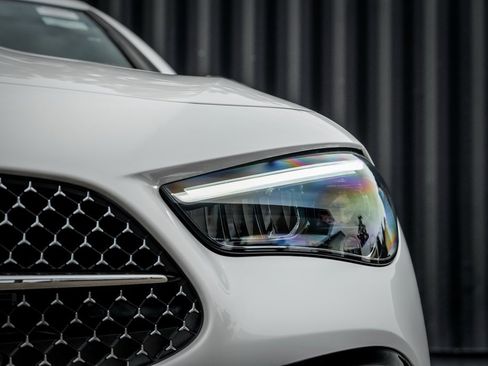 New 2026 Mercedes-Benz CLE 300 4MATIC Cabriolet image 9