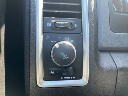 Used 2019 RAM 1500 Classic Warlock AWD/4WD image 24