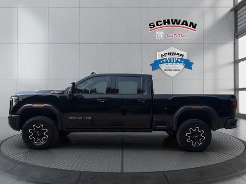 Used 2025 GMC Sierra 2500 AT4X AWD/4WD image 7