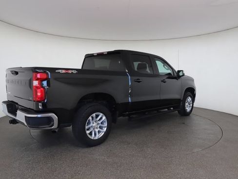 Used 2023 Chevrolet Silverado 1500 LT AWD/4WD image 19