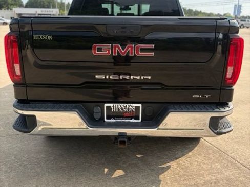 Used 2019 GMC Sierra 1500 SLT w/ SLT Premium Plus Package RWD image 4