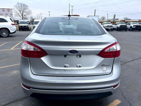 Used 2016 Ford Fiesta S image 4