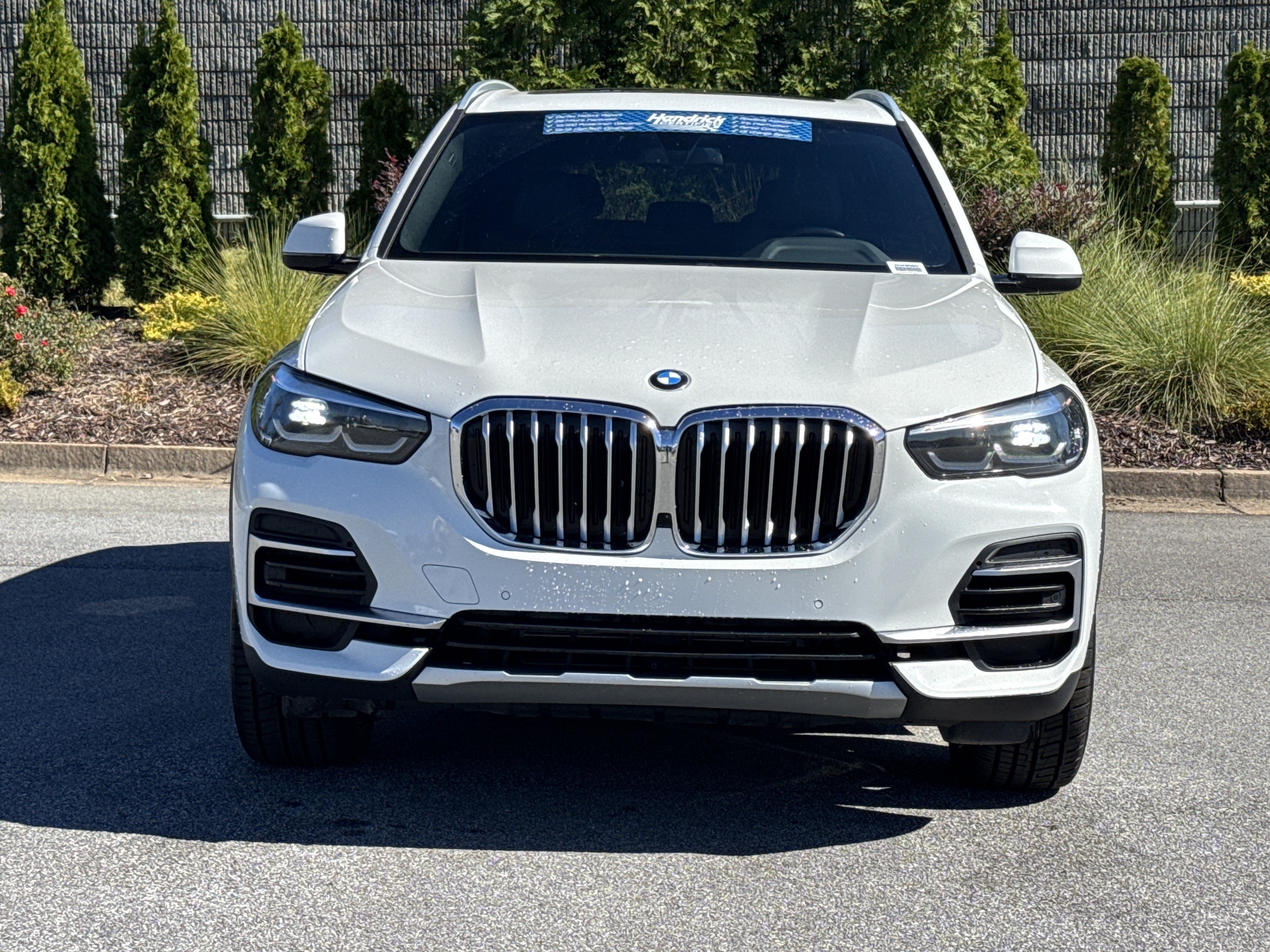 Used 2022 BMW X5 xDrive40i AWD/4WD image 3